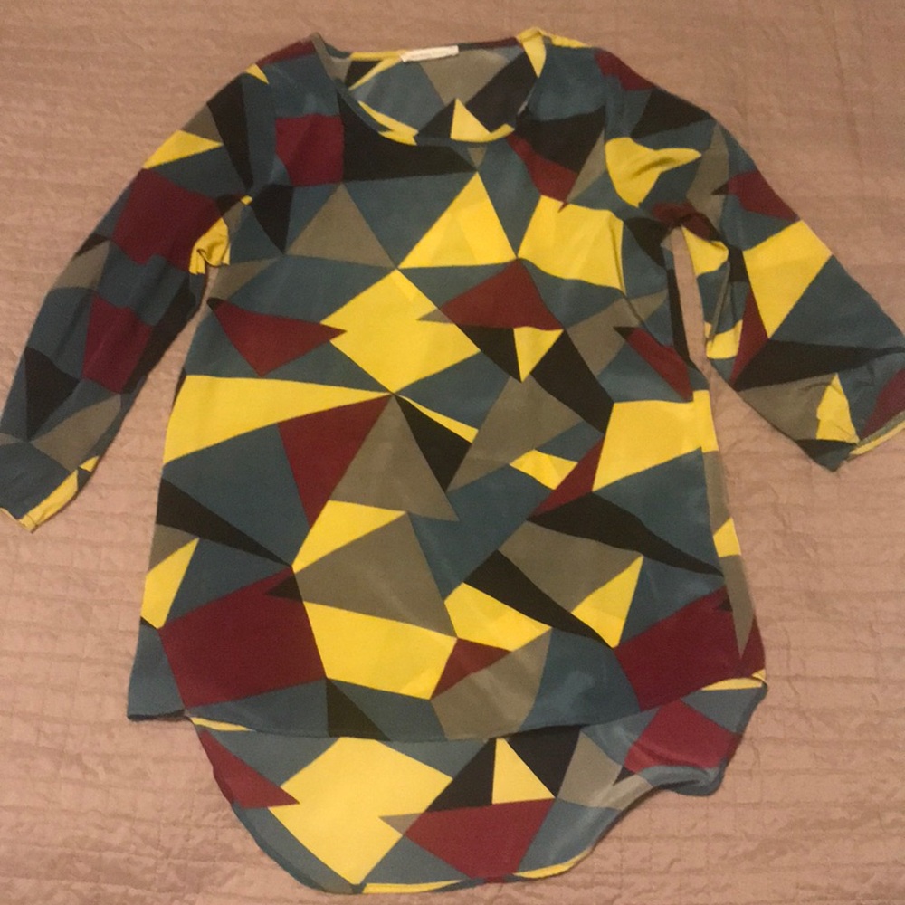 Block patterned tunic top. Newbury Kustom